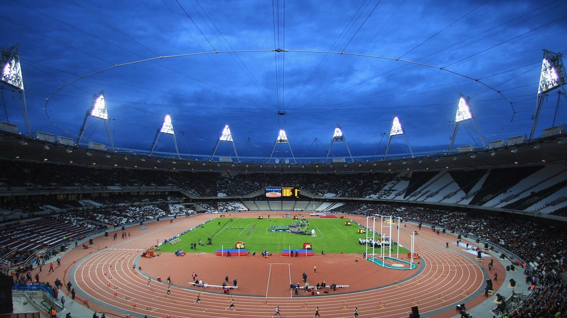 世界杯2026-西决生死夜，特奥千分里程碑，一个平凡英雄的孤独加冕